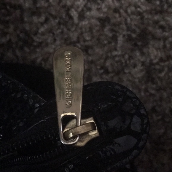 Micheal Kors snakeskin tote/ shoulder bag - Picture 8 of 8